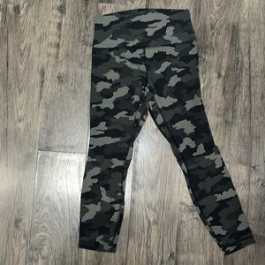 Lululemon align 25” high rise